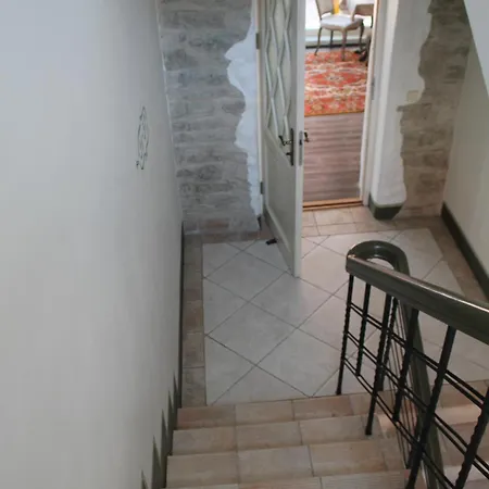 Taanilinna 3*