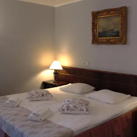 Taanilinna Hotel 3*