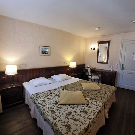 Taanilinna Hotel 3*