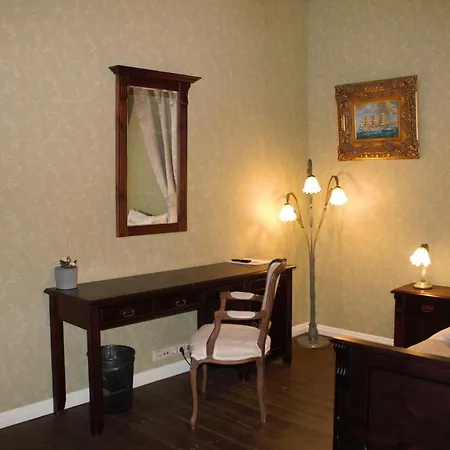 Taanilinna 3* Tallinn