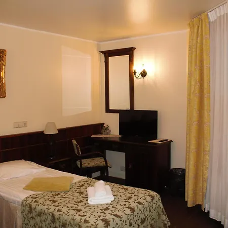 Hotel Taanilinna Tallinn